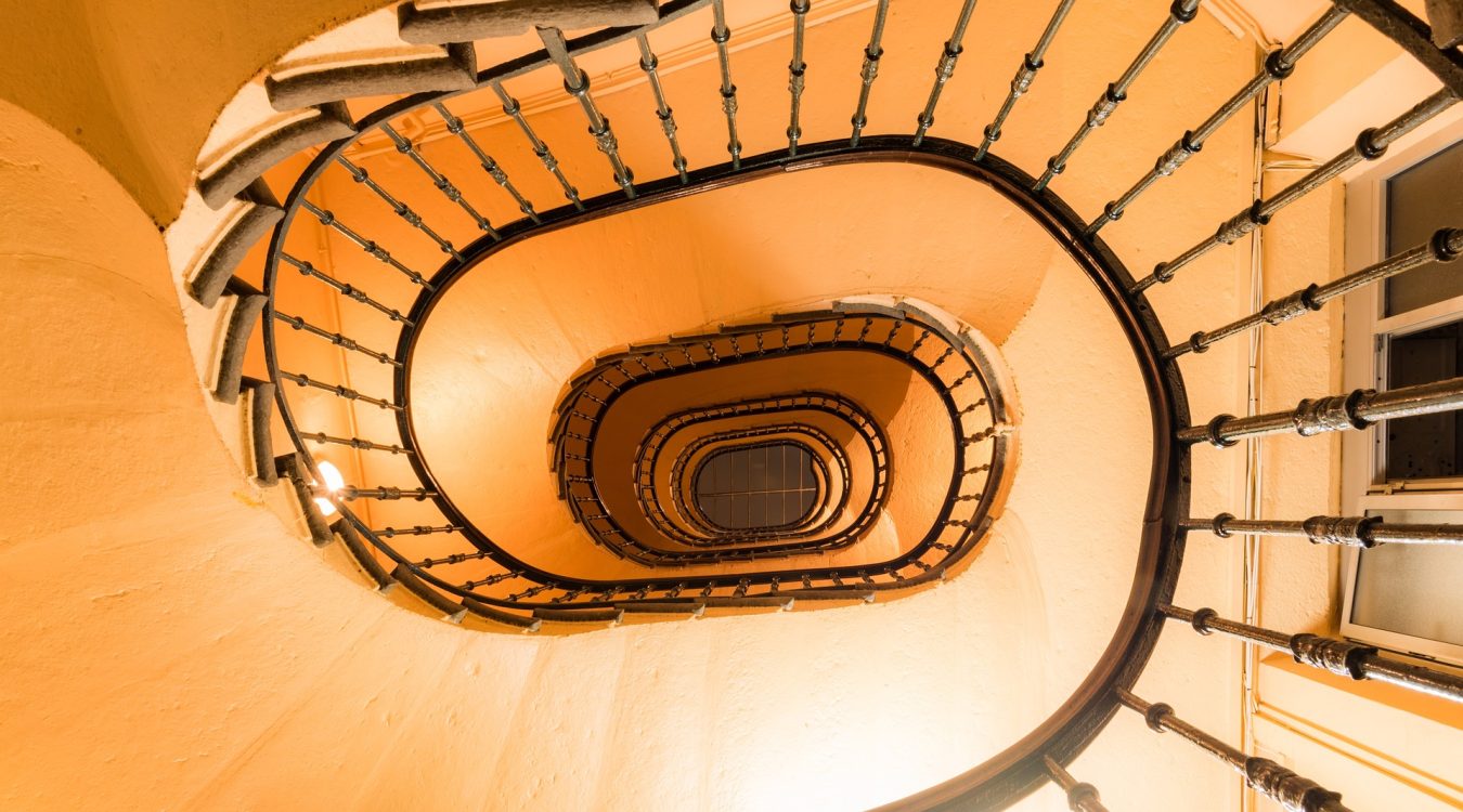 stairs-4927569_1920